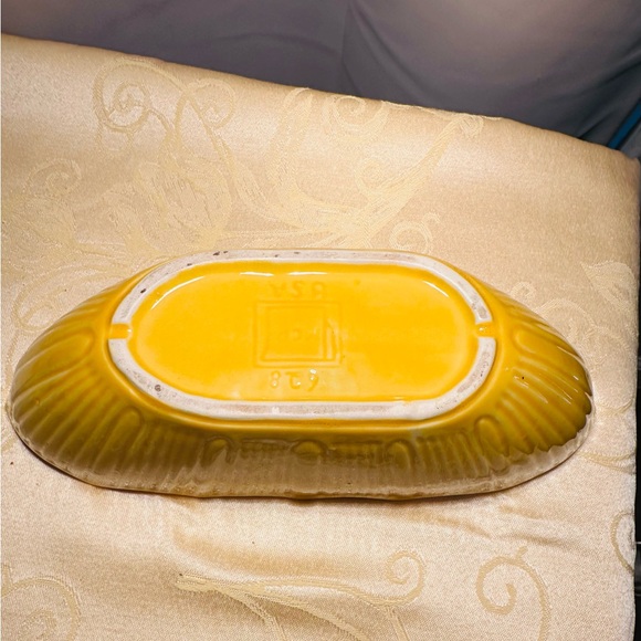 Vintage Yellow Wide Ceramic, McCOY Pottery,  Planter Vase 11" x 3.5" - Picture 4 of 8